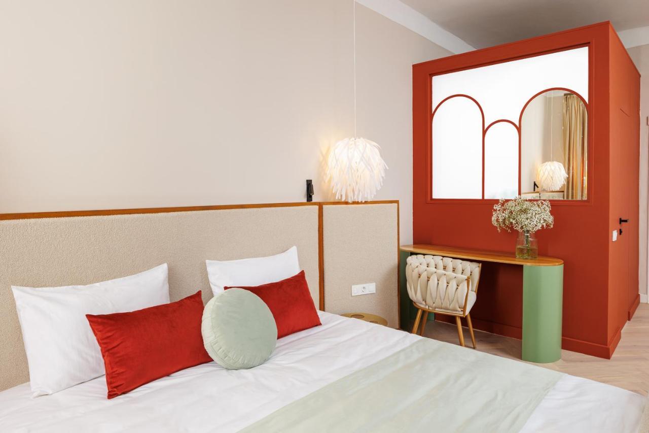 Aries' Collection Luxury Suites Braşov Exteriör bild